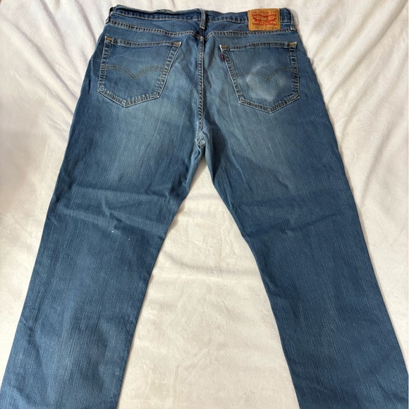 Levi's Men's Light Blue Straight Jeans - Picture 2 of 3